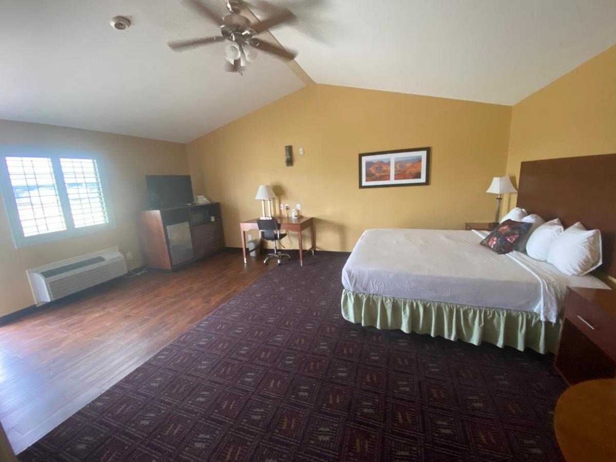 Southern Inns And Suites Now Offering Rv Spaces For Rent Yorktown Exteriör bild