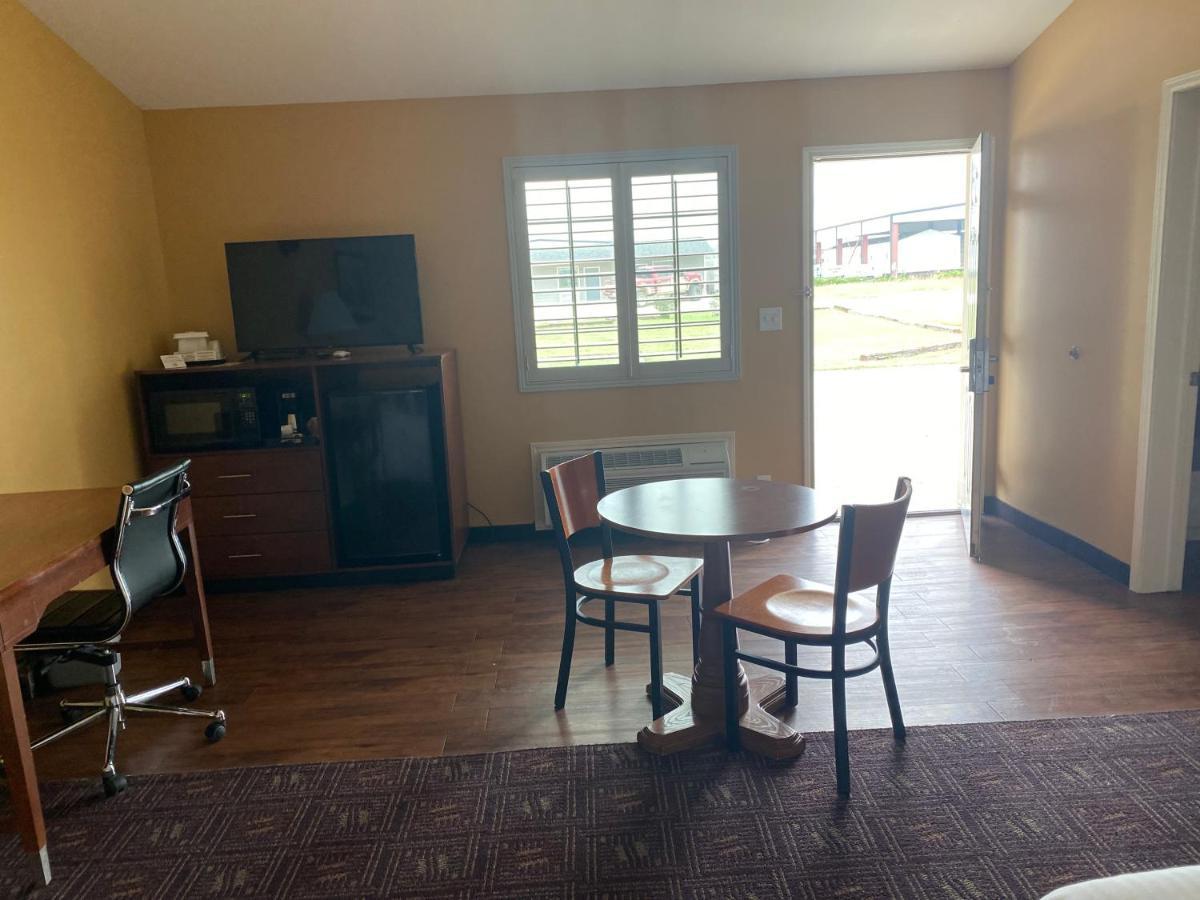Southern Inns And Suites Now Offering Rv Spaces For Rent Yorktown Exteriör bild